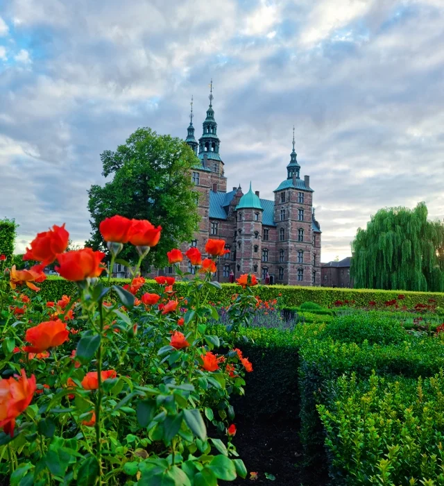 E-ADVENTURES COPENHAGEN HISTORY AND NATURE