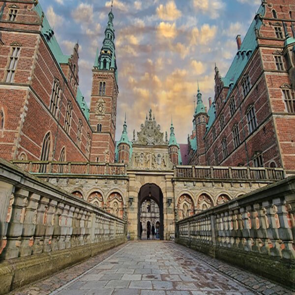 Fredensborg castle entrance e-bike tour in Copenhagen