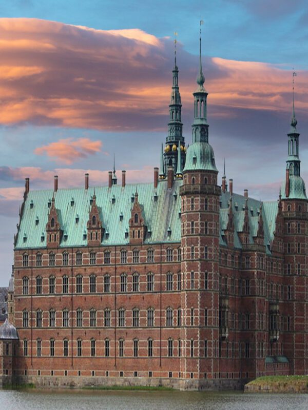 Eadventure ebike tour copenhagen Frederiksborg castle from humlebeak station bike adventure copenhagen frederiksborg castle